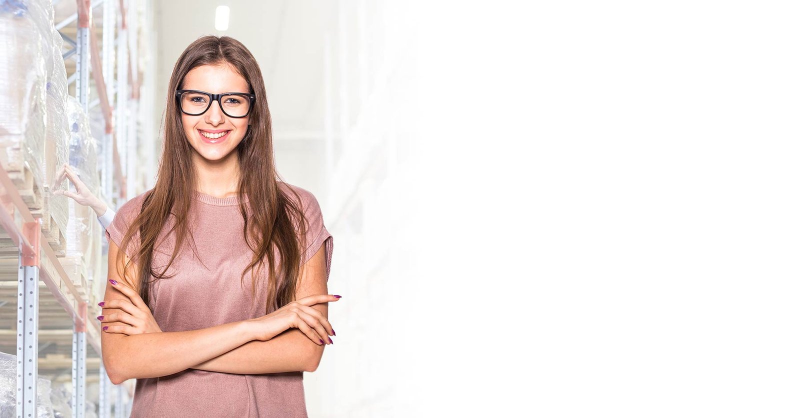 Customer service representative in a freight warehouse